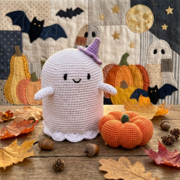 Pierino the Ghost amigurumi pattern by Domigurumi