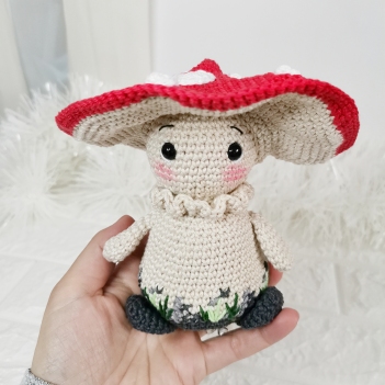 Mushroom Boy amigurumi pattern by EmmaS Dolls